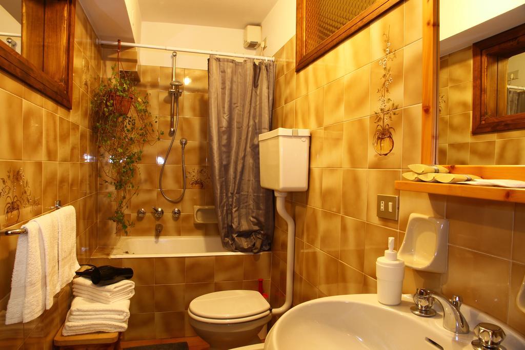 בורמיו Chalet Dell'Ermellino מראה חיצוני תמונה